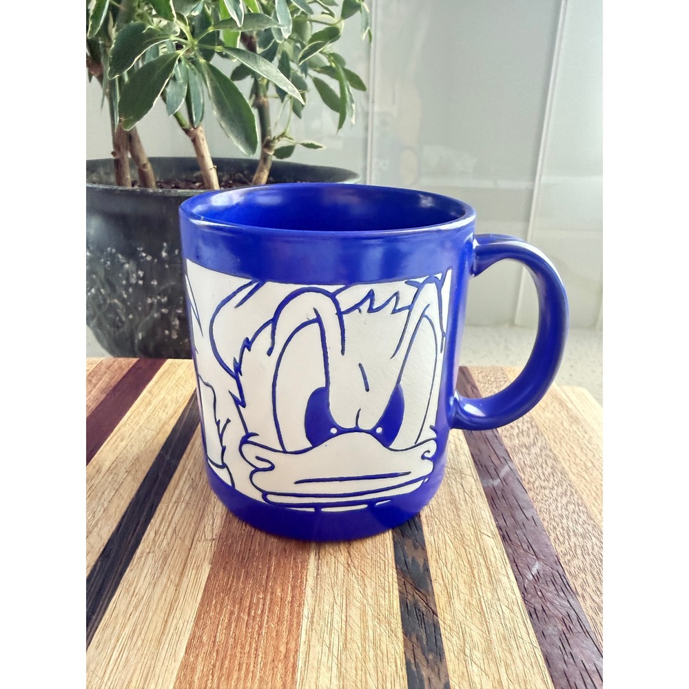 Disney Donald Duck Blue Ceramic Coffee Mug Embossed Logo Cartoon Character Cup